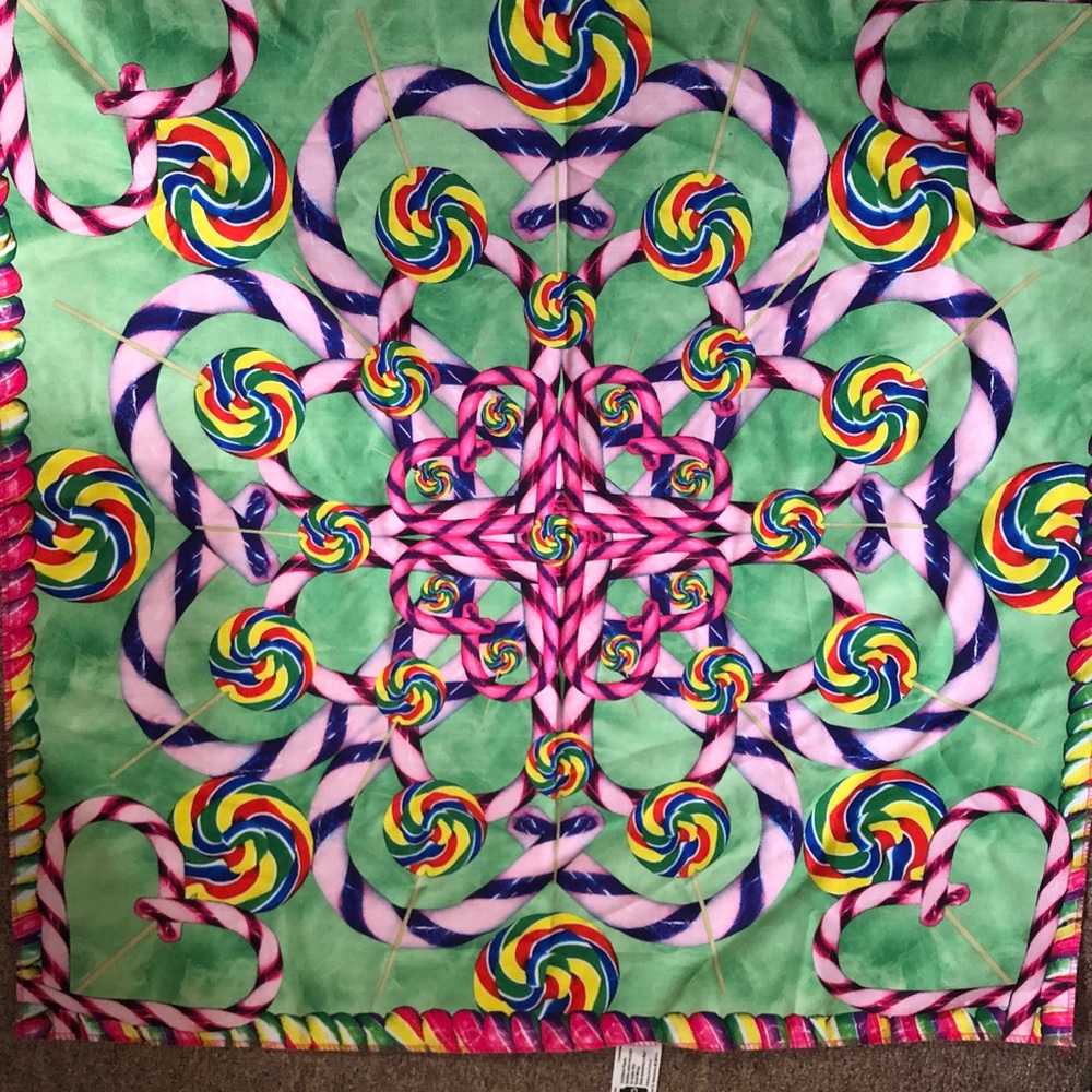 LUSH seasonal rare wrap